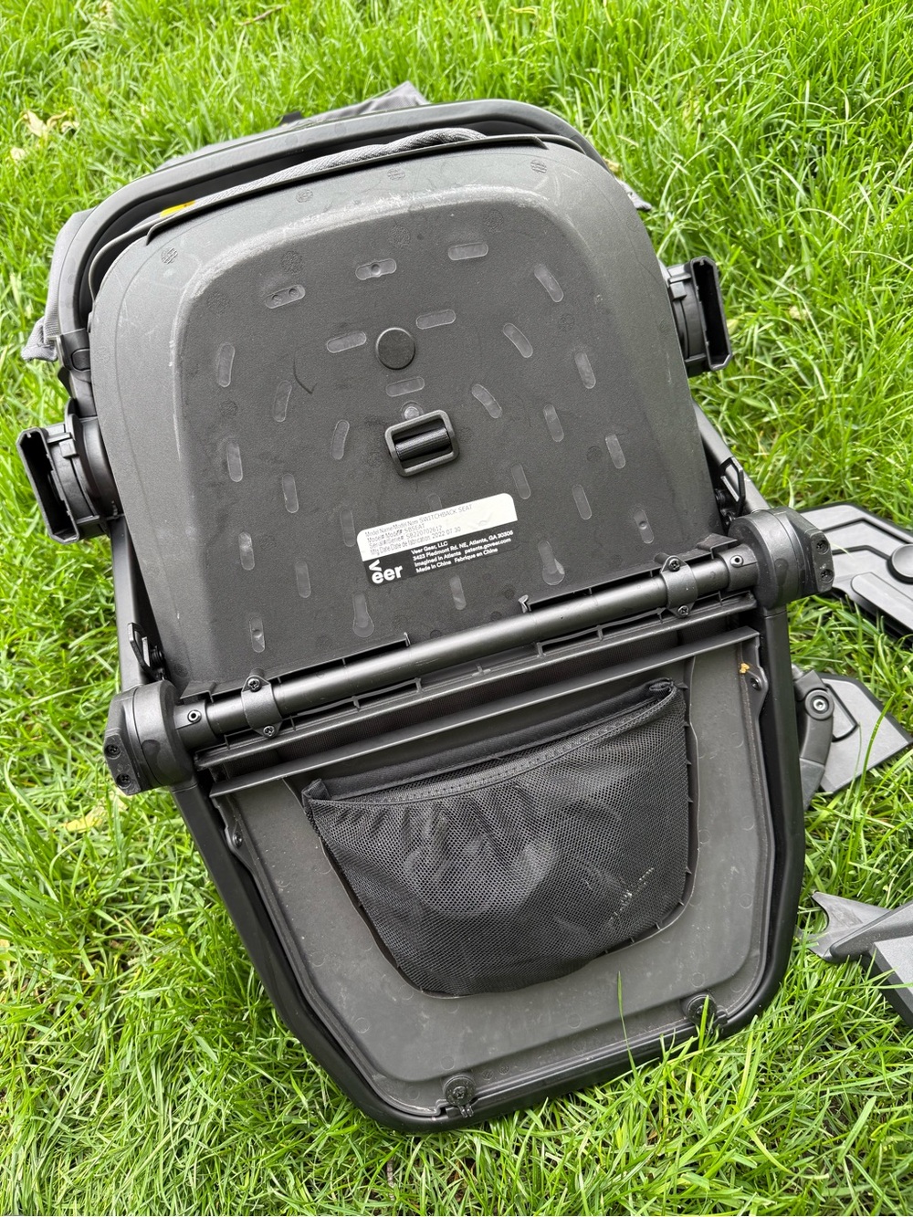 VEER Switchback LUXE Seat w/ Second Seat Adapter Kit & Snack Tray - Picture 9 of 9
